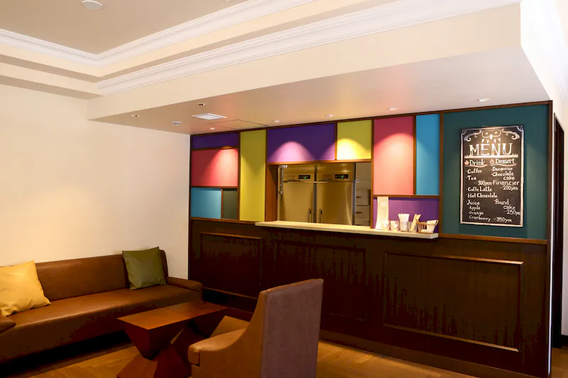 【KOKO HOTEL 池袋】演奏会も開催戒能なホテル1Fカフェのレンタルギャラリー