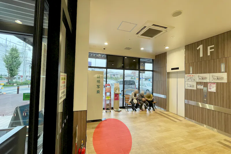 【イオンタウン稲城長沼】各種プロモーションイベントに最適な施設内1階エレベーターホール前にあるイベントスペース