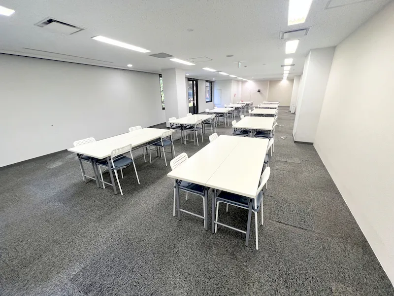 【六本木一丁目駅4分】招待制の製品PR会や受注販売会に適した90名程度収容可能なレンタルスペースの画像4
