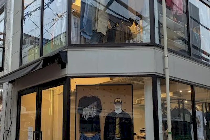 【高円寺駅6分】古着の街のセレクトショップ「サンフェルナンド」店頭ウィンドウスペース｜販売サポート付き