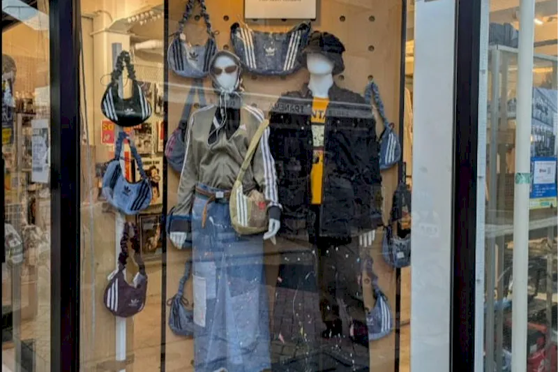 【高円寺駅6分】古着の街のセレクトショップ「サンフェルナンド」店頭ウィンドウスペース｜販売サポート付き