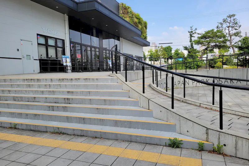 【森ノ宮駅5分／クールジャパンパーク大阪】キッチンカーや販促プロモーションに適したホール付近の屋外スペース