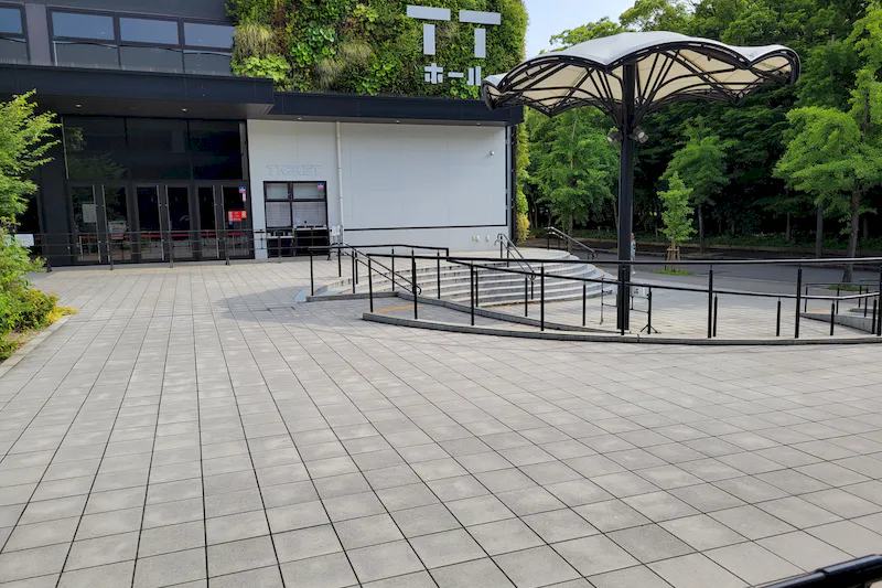 【森ノ宮駅5分／クールジャパンパーク大阪】キッチンカーや販促プロモーションに適したホール付近の屋外スペース