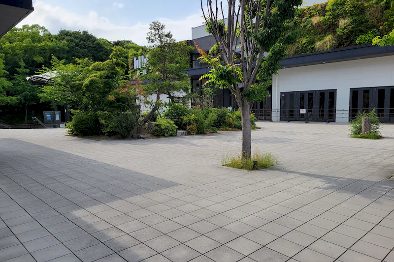 【森ノ宮駅5分／クールジャパンパーク大阪】キッチンカーや販促プロモーションに適したホール付近の屋外スペース