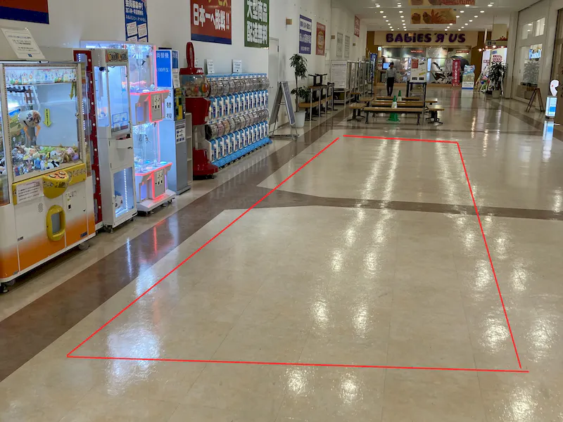 【フレスポ東大阪】PRや物販利用に適した2Fユニクロ前のイベントスペースの画像1