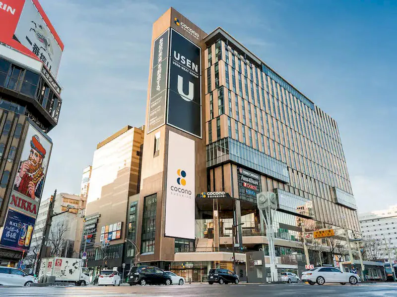 【COCONO SUSUKINO】「2階」物販のポップアップに最適な、エスカレーター付近の通行量が多いイベントスペースの画像2