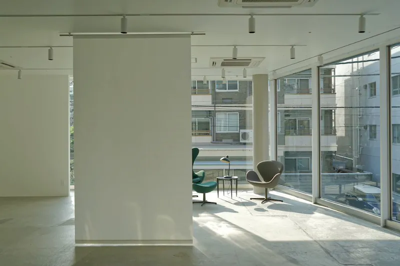【LIGHT BOX ATELIER｜表参道駅6分】見通しのよい183㎡・照明自在のイベントスペース