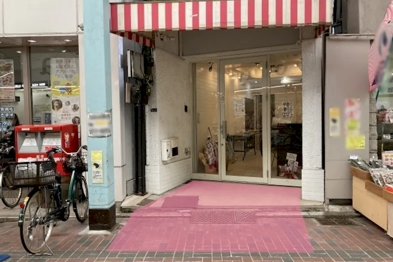 【鶴見駅8分】物販やプロモーションに適した雨天でも出店可能なアーケード商店街の軒先イベントスペース