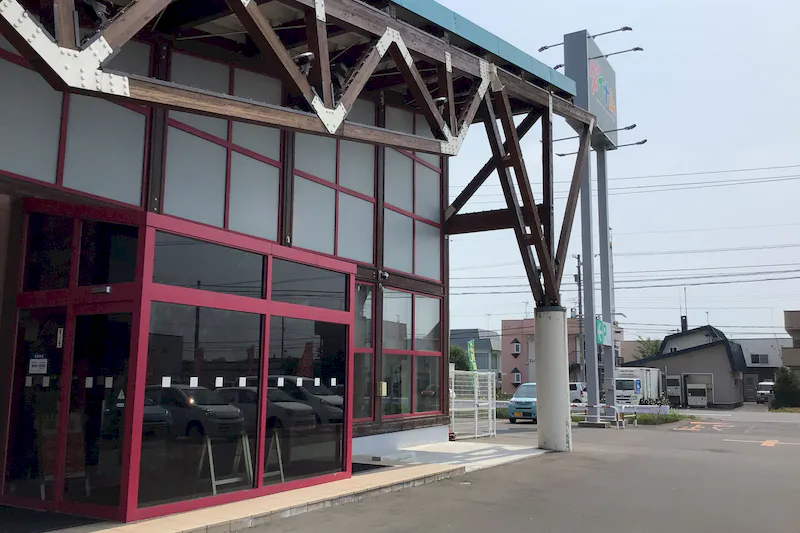 【ダイナム千歳店｜割引キャンペーン実施中】キッチンカーやプロモーションに最適なアミューズメント施設のイベントスペース(店舗駐車場）