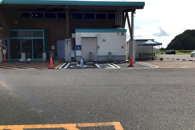 【ダイナム高知中村店｜割引キャンペーン実施中】キッチンカーに最適なアミューズメント施設のイベントスペース