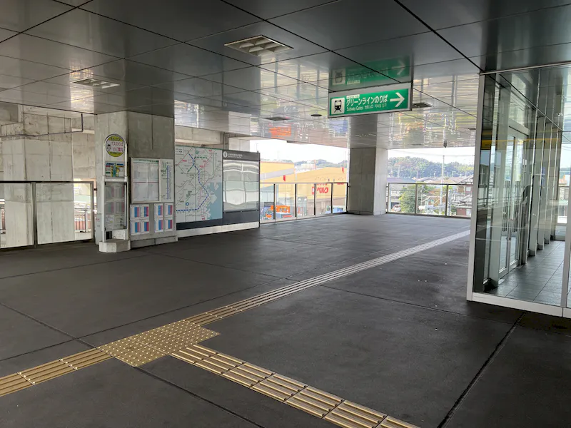 【横浜市営地下鉄グリーンライン川和町駅｜割引キャンペーン実施中】各種プロモーションやサンプリングに最適な改札外通路のイベントスペースの画像3