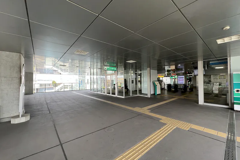 【横浜市営地下鉄グリーンライン川和町駅｜割引キャンペーン実施中】各種プロモーションやサンプリングに最適な改札外通路のイベントスペース