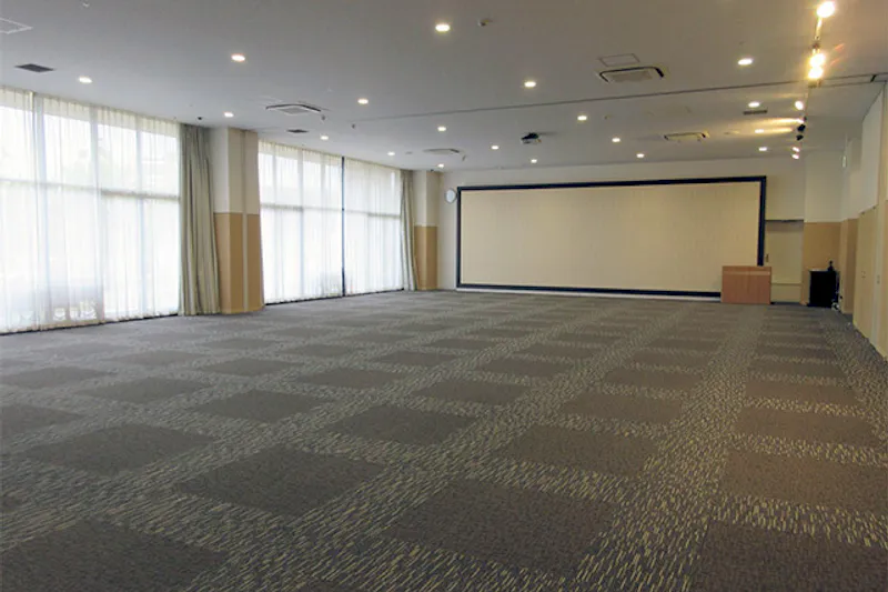 【イオンモール多摩平の森】3F イオンホール
