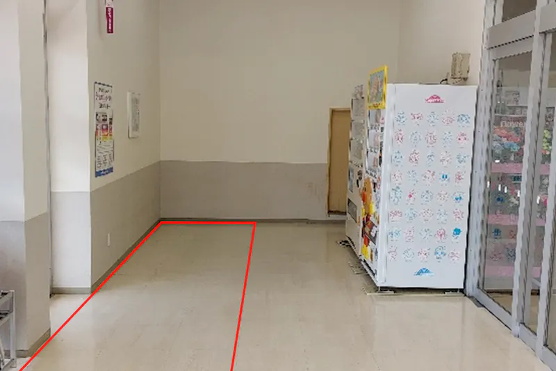 【イオンタウン芸濃】プロモーションイベントや物販イベントに最適な商業施設の風除室内イベントスペース