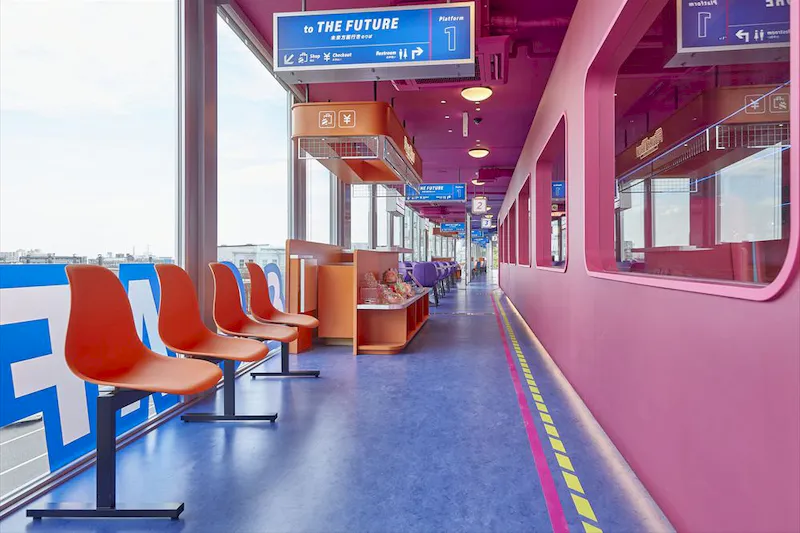 【梅小路京都西駅1分】伝統と未来が交差する列車型レストラン「FUTURE TRAIN KYOTO DINER & CAFE」内のスペース