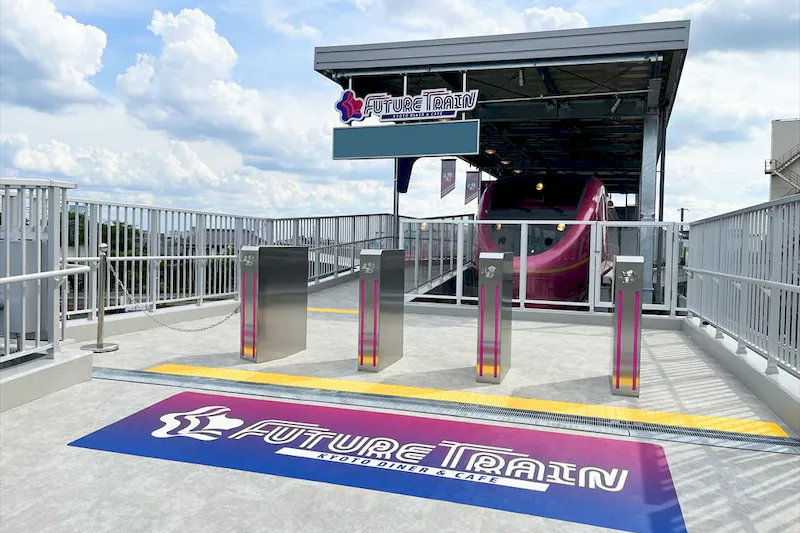 【梅小路京都西駅1分】伝統と未来が交差する列車型レストラン「FUTURE TRAIN KYOTO DINER & CAFE」内のスペース