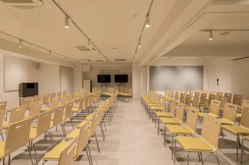 【新宿三丁目駅3分】大規模な商品発表イベントや研修・ワークショップに適した120㎡超のイベントスペース（最大100名収容可能）
