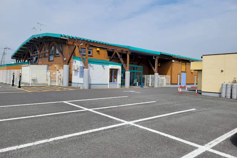 【ダイナム足利店｜割引キャンペーン実施中】キッチンカーや各種プロモーションイベントに最適なアミューズメント施設のイベントスペース