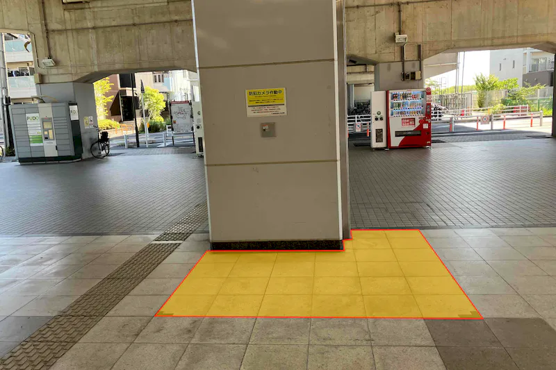 【飯山満駅】プロモーションや食物販に最適な人流の多い改札前スペース