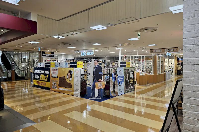 【京急百貨店】京急百貨店５階エスカレーター前（無印良品前）