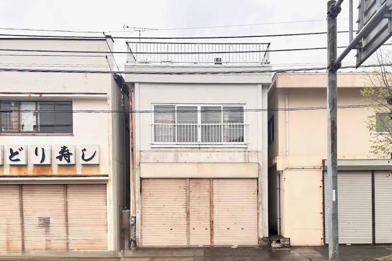 【那珂湊駅8分】通りから靴のまま立ち寄れる土間付き路面イベントスペースの画像