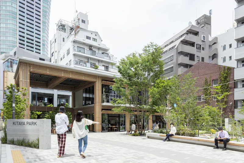 【北谷公園】公園を利用した幅広い業種に適したパブリックスペース(ランウェイエリア)のメイン画像