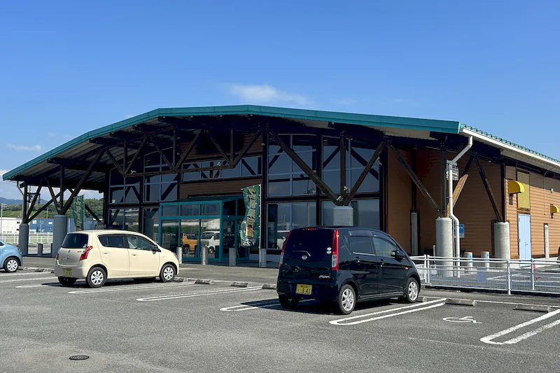 【ダイナム和歌山貴志川店｜割引キャンペーン実施中】キッチンカーに最適なアミューズメント施設のイベントスペース