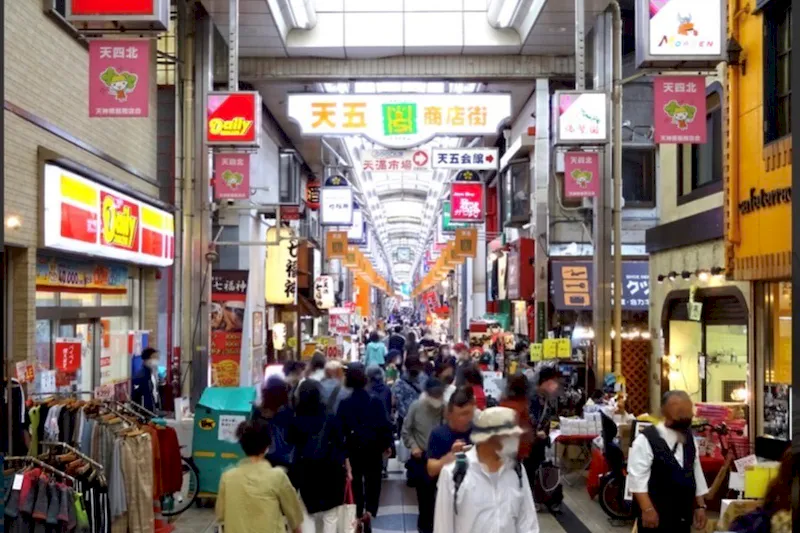 【大阪 天神橋筋商店街ど真ん中】アーケード商店街内の一等地路面スペース