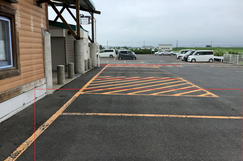【ダイナム宮城加美店｜割引キャンペーン実施中】キッチンカーやプロモーションに最適なアミューズメント施設のイベントスペース(店舗駐車場（食事処側））