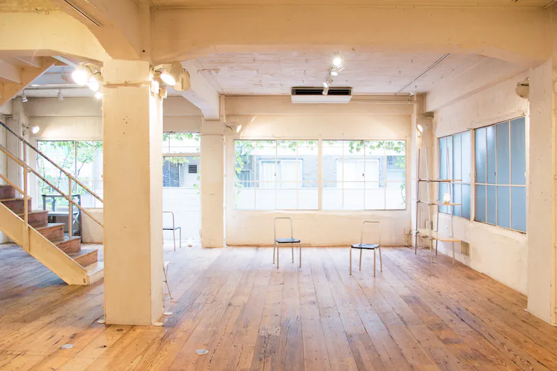 【LIGHT BOX STUDIO 1F｜表参道駅5分】自然光あふれる青山のフロア貸しイベントスペース