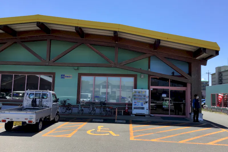 【ダイナム福井あわら店ゆったり館｜割引キャンペーン実施中】キッチンカーでの出店に最適なアミューズメント施設のイベントスペース