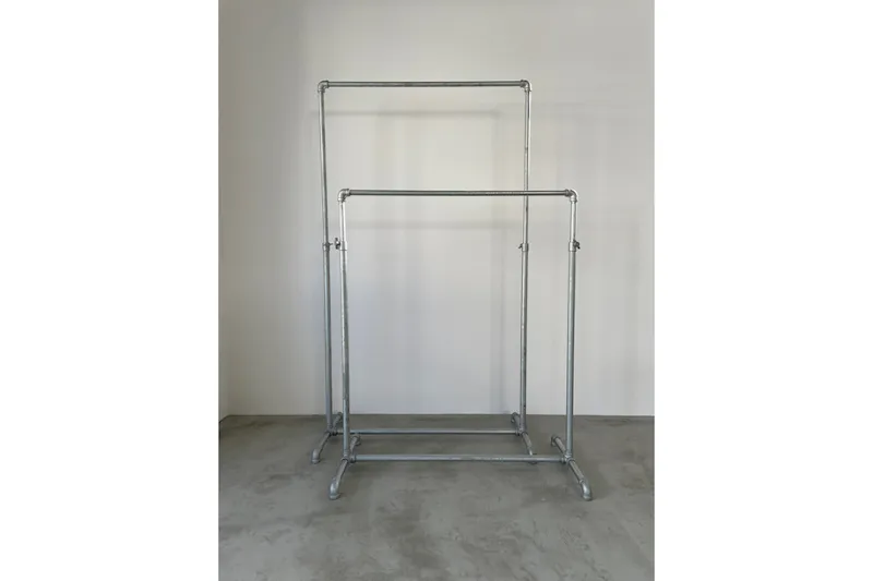【天神駅4分/土日利用がお得です】アパレルの展示販売会やポップアップストアに最適な白壁・コンクリート調のイベントスペース