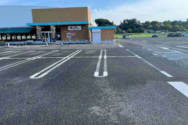 【ダイナム茨城高萩店｜割引キャンペーン実施中】キッチンカー出店やプロモーションイベントに最適なアミューズメント施設の駐車場のスペース