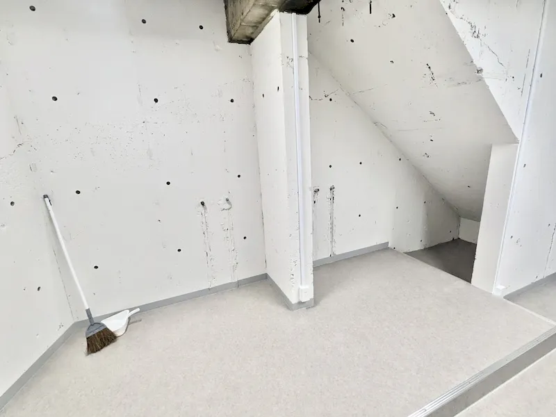 【武蔵小杉駅7分】路面スペース 内観3
