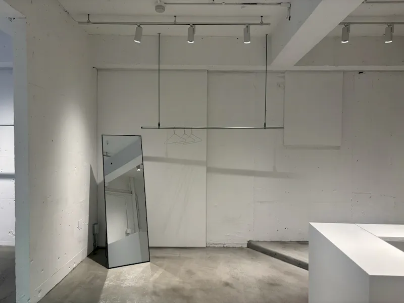 【LIGHT BOX SATELLITE｜表参道駅8分】壁面豊富な53㎡・展示映えする青山の路面ギャラリーの画像5