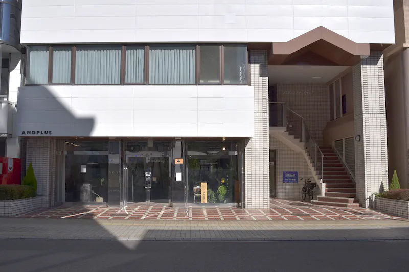 【新静岡駅5分】受注販売会やポップアップに適した木のぬくもりが感じられる駅チカイベントスペース