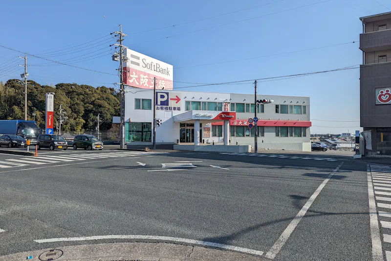 【曳馬駅10分】キッチンカーや屋外イベントに適した国道152号線沿いの視認性抜群のキャリアショップ前のイベントスペース