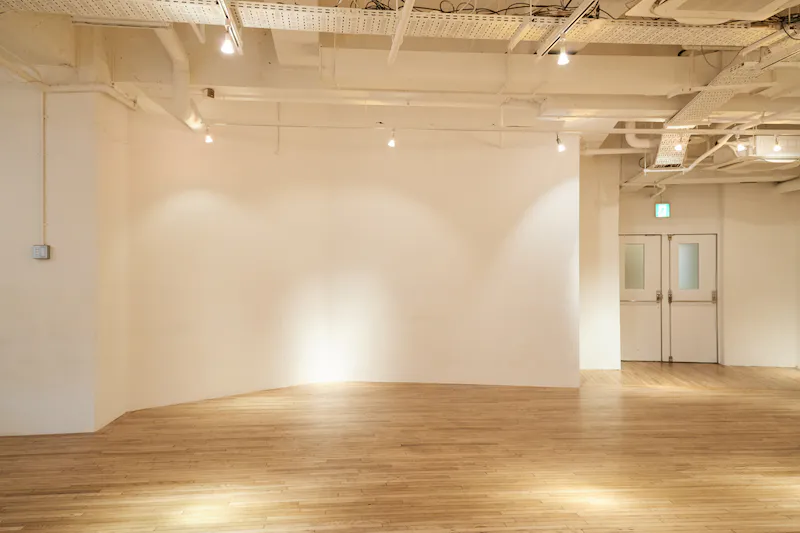 【代官山駅2分】アパレルの展示会場や音楽イベント、撮影等に最適な小上がりのあるイベントスペース