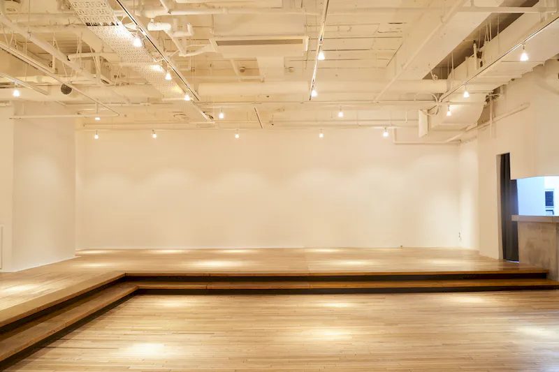 【代官山駅2分】アパレルの展示会場や音楽イベント、撮影等に最適な小上がりのあるイベントスペース