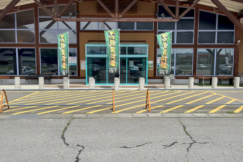 【ダイナム長野佐久店｜割引キャンペーン実施中】キッチンカーや各種プロモーションイベントでの出店に最適なアミューズメント施設のイベントスペース