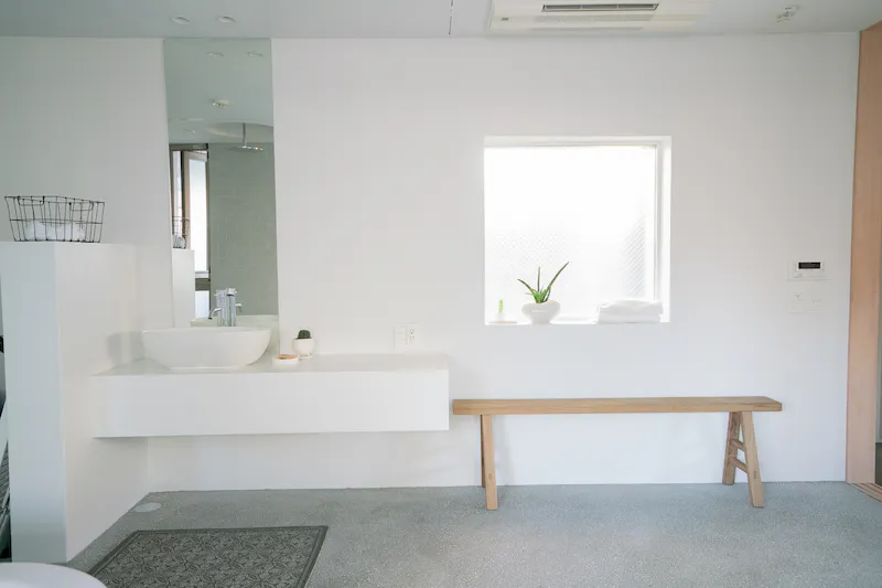 【自由が丘駅12分】撮影や展示会に適したバスタブが特徴な家具や小物が豊富なスタジオ