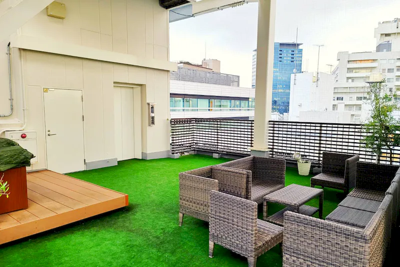 【渋谷駅9分】ワークショップやセミナーに利用可能な屋根付きの屋上イベントスペース
