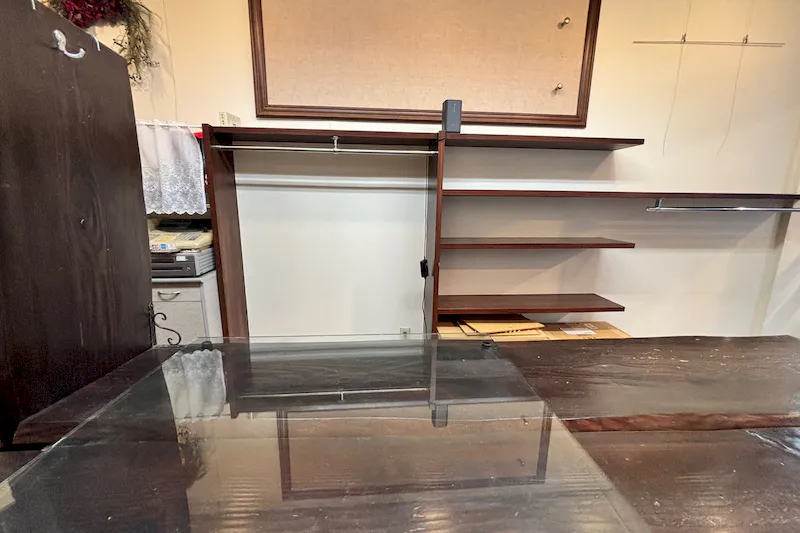 【経堂駅2分】ポップアップストアや展示会に最適な経堂本町通り沿いの商店街路面ガラス張りの商店街沿いの1店舗丸ごと貸切スペース