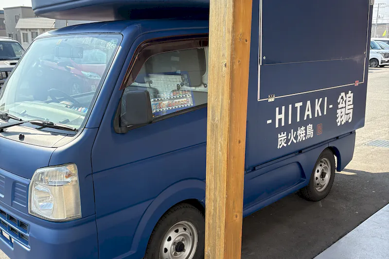 【ダイナム北海道岩見沢南店ゆったり館｜割引キャンペーン実施中】物販やプロモーションイベントの開催に最適なアミューズメント施設のイベントスペース（めん六や前）