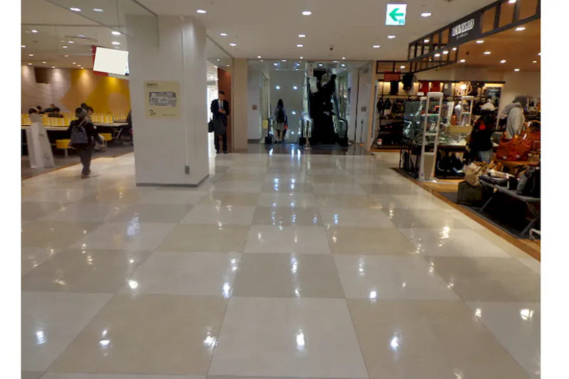 【アルカキット錦糸町】3階 下りエスカレーター前特設会場