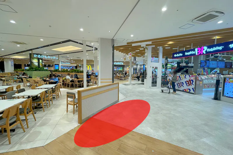 【イオン天王町ショッピングセンター】各種プロモーションイベントに適したショッピングセンター3階フードコート前にあるイベントスペース