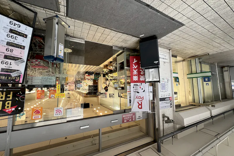 【西友　下高井戸店】1F入口横テナント区画　プロモーション用途や物販、食物販のポップアップストアに最適なスーパー店内催事イベントスペース