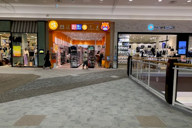 【イオンモール高岡】イベントスペース⑤(ABC-MART SPORTS前)