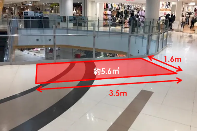 【ららぽーとTOKYO-BAY】西館2F　西Aエスカレーター付近