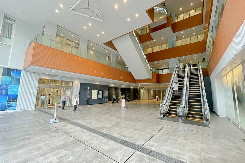 【大宮門街／大宮駅3分】車両展示会等のプロモーションイベントや大型ポップアップに最適な都市型商業施設の軒下にある半屋外スペース